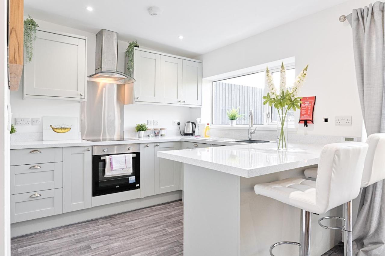 The Glenroy - Tv In Every Bedroom! Swansea Exterior foto