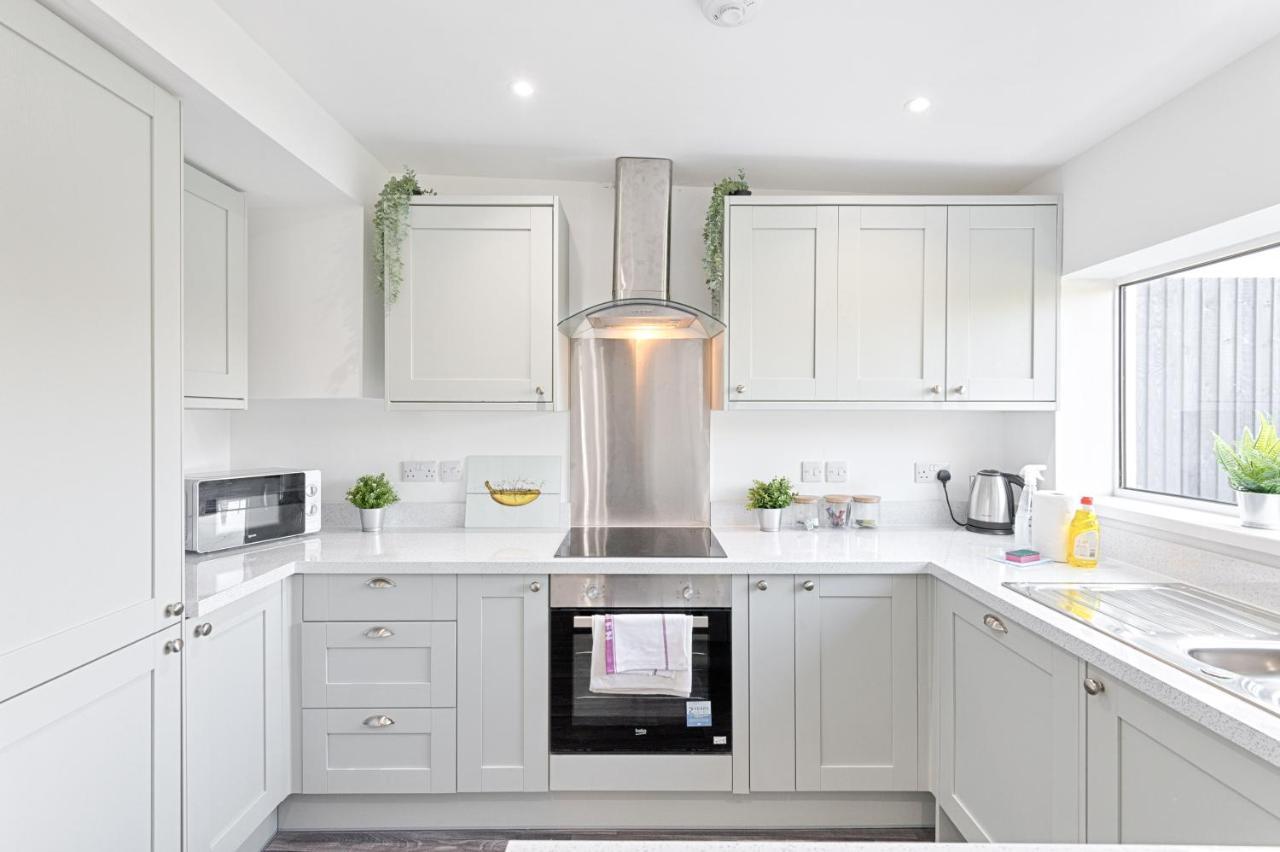 The Glenroy - Tv In Every Bedroom! Swansea Exterior foto